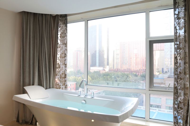 Contractor Measuring for Bathtub